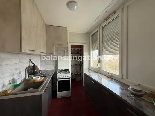 Tágas, 3 szobás otthon a Kossuth utcán – Nyíregyháza szívében!