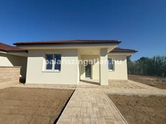 Eladó 93 m²-es, új építésű családi ház Nyírszőlősön!
