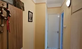 Északi körút csendes részén 50 m2-es, 2. emeleti, loggiás lakás eladó!