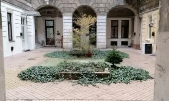 Budapest VI. kerület Vörösmarty utcán 84 m2-es felújított lakás eladó!