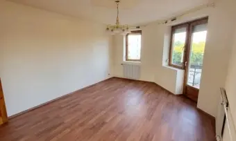 Nyíregyháza, Kossuth utcai 3. emeleti 2 szobás lakás eladó!  