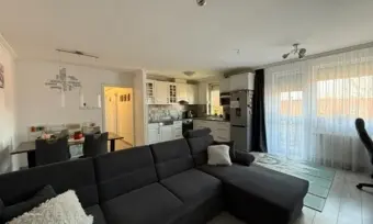 Eladó felújított, alacsony rezsijű 76 m²-es lakás Nyíregyháza Ságvári kertvárosában!