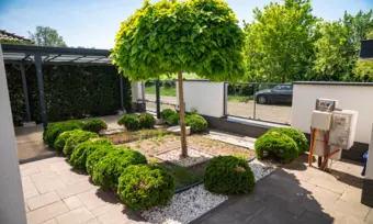 Exkluzív családi ház saját wellness-szel és beltéri medencével Nyíregyháza-Sóstón!