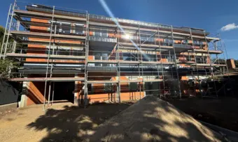 Új építésű, 14 m²-es loggiával rendelkező lakás eladó!