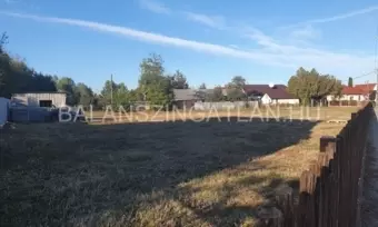 Nyíregyháza-Oros, Orosi út közelében vegyes rendelkezésű építési telek eladó!