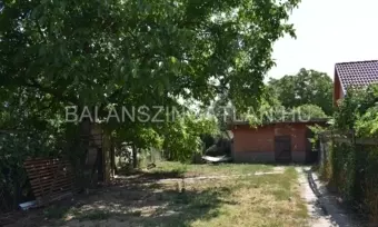 Sóstóhegyen a Tüskevár közelében családi ház eladó