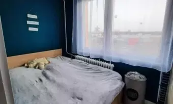 Korányi Frigyes utcán, felújított, 35 m2-es lakás eladó.